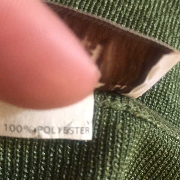 Restricted area green button up sweater - Picture 4 of 4